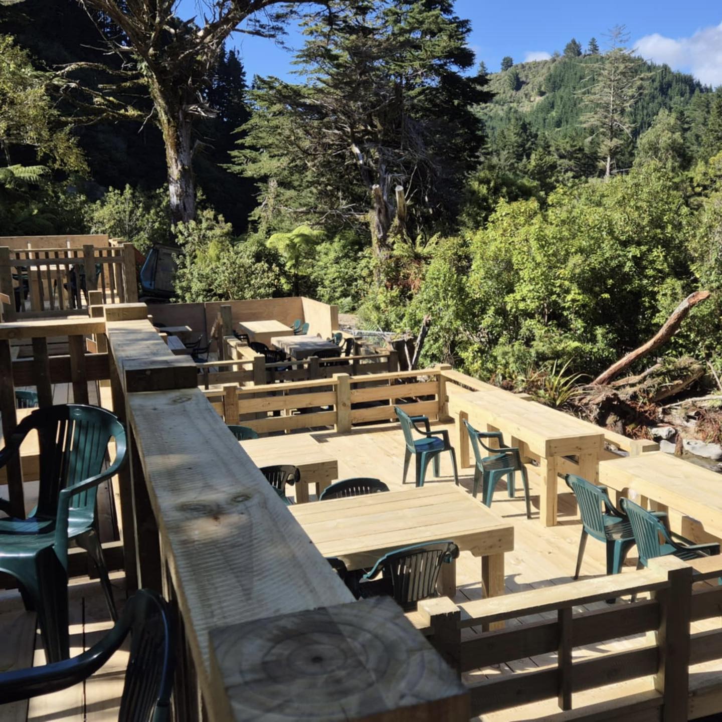 Staglands Renovations: The new decks and their balustrades – The Upper ...